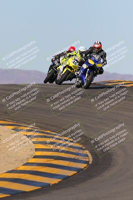 media/Dec-18-2022-SoCal Trackdays (Sun) [[8099a50955]]/Turns 9 and 10 Set 2 (1055am)/